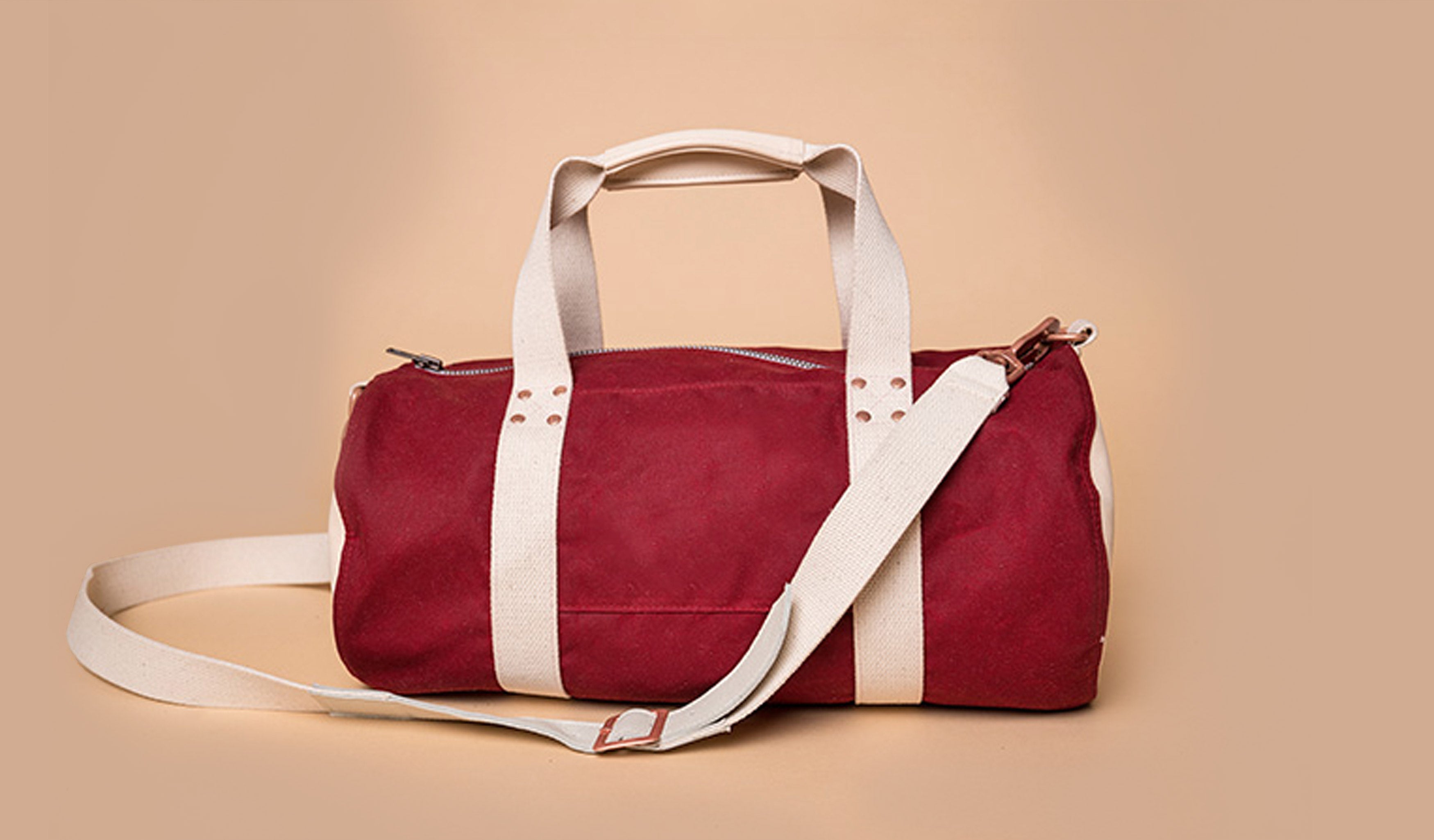 Dwarf Duffel (Red/Ivory)