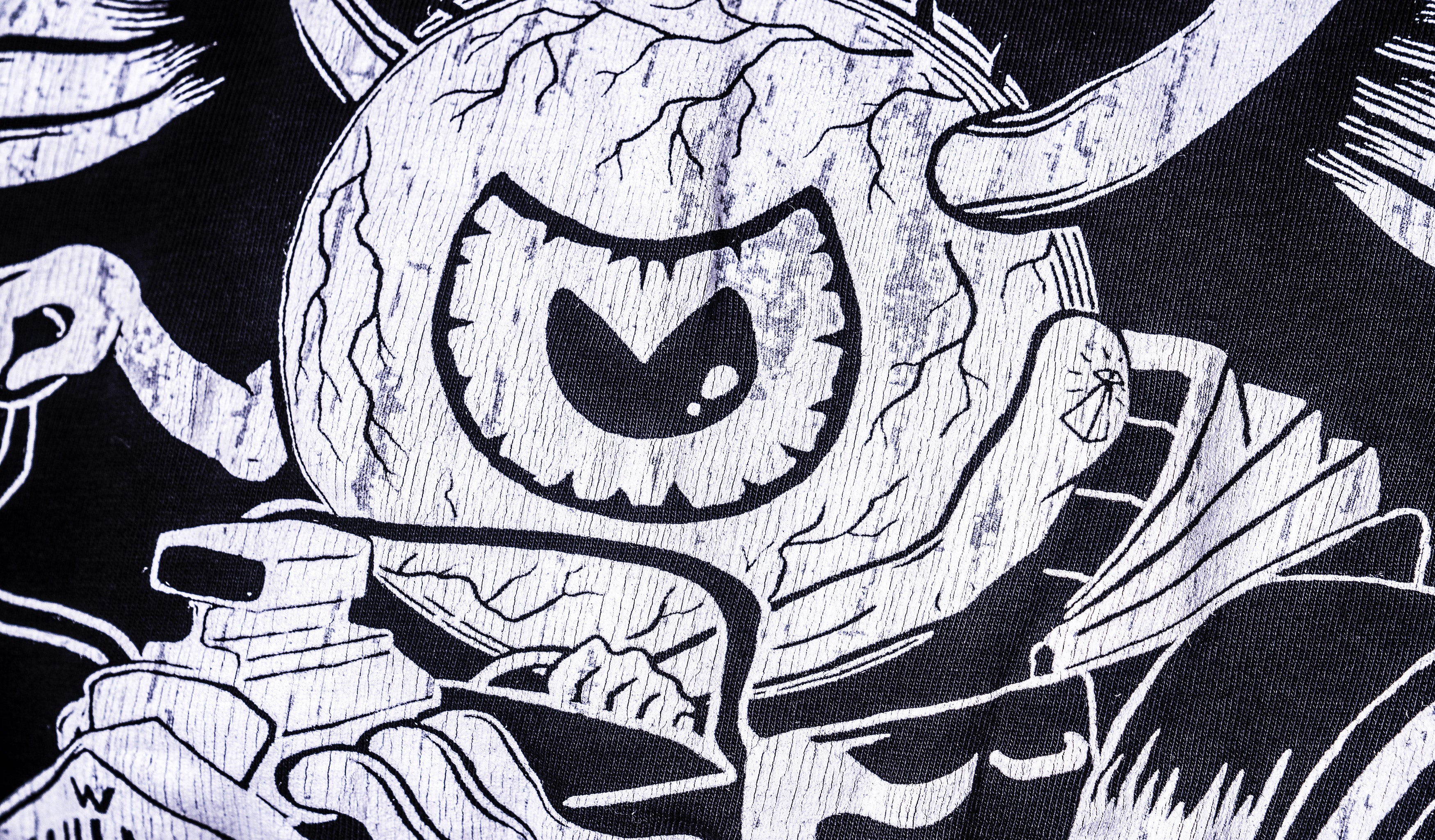 Wide Awake (Vintage Black)