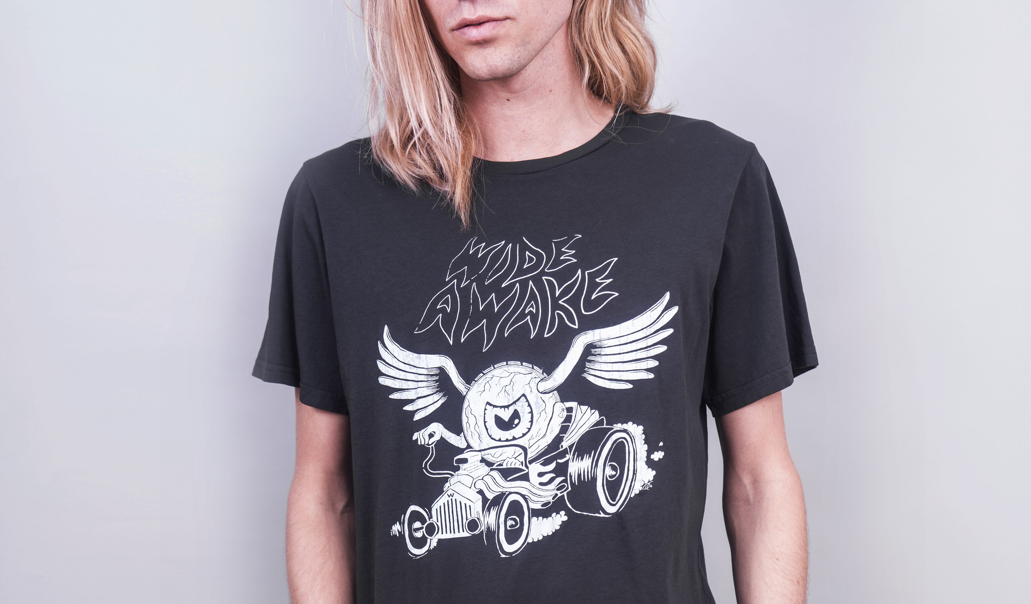 Wide Awake (Vintage Black)